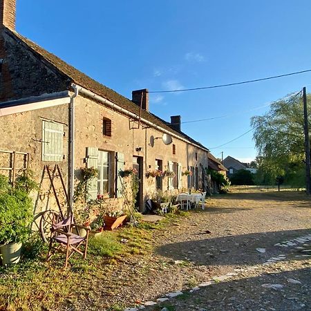 By The Wayside Villa Lussac-Les-Eglises Exterior photo